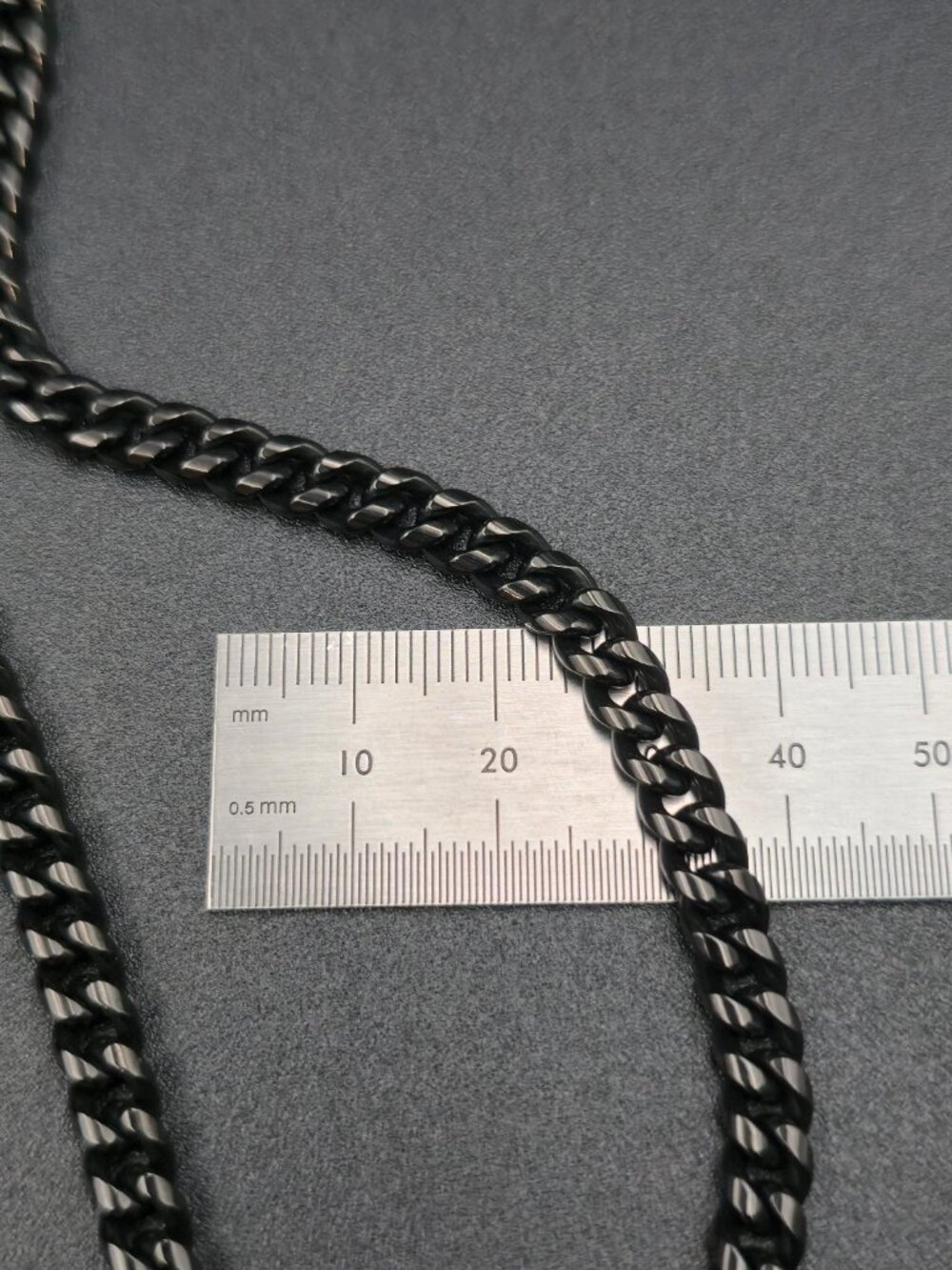 24 Inch Black Ion Plating Stainless Steel Curb Chain Necklace A7306 - Picture 5 of 6